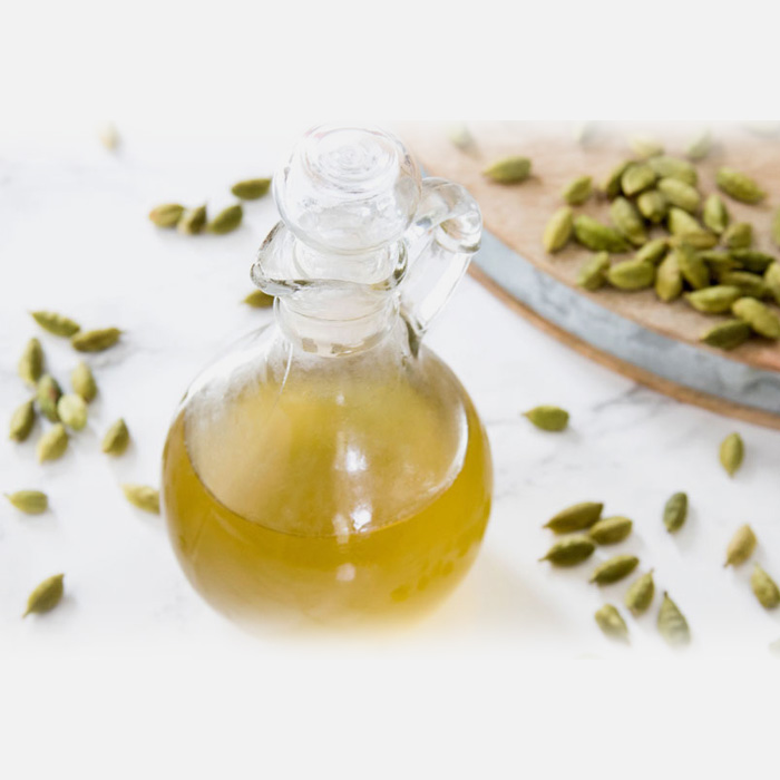 Cardamom CO2 (Elettaria Cardamomum) Extract